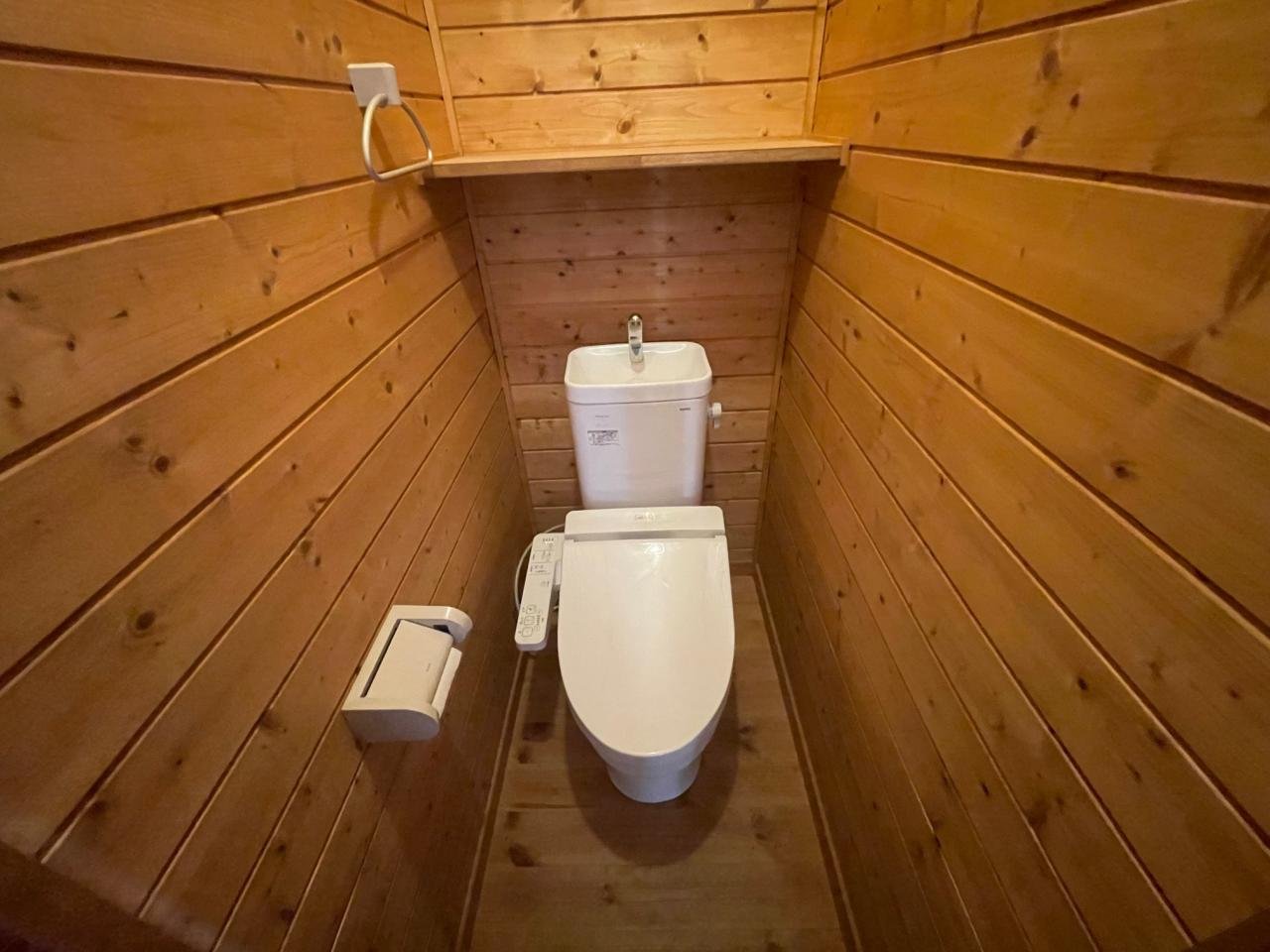 半原中古戸建　トイレ